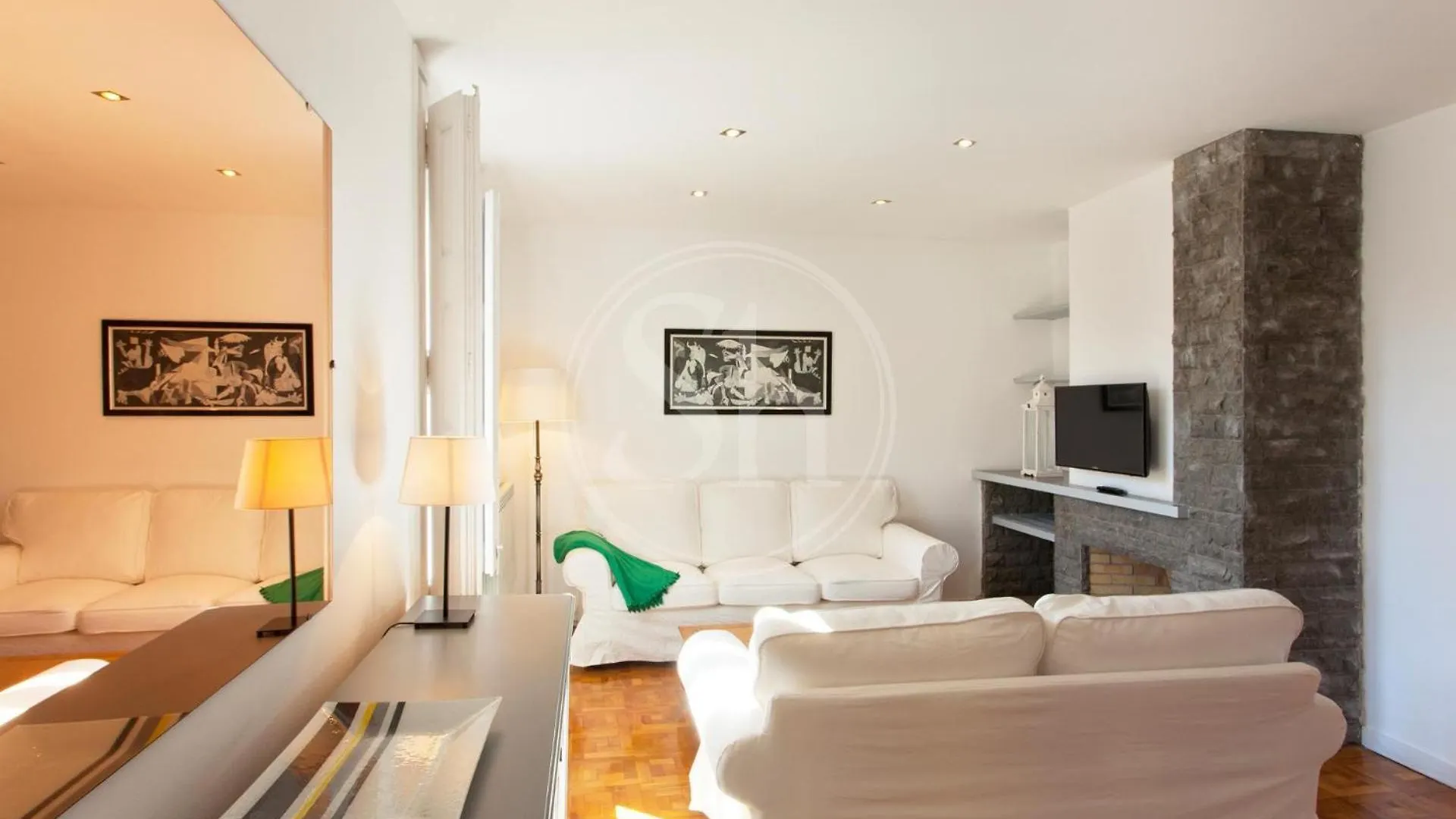 Centrico Apartamento Familiar Barcelone
